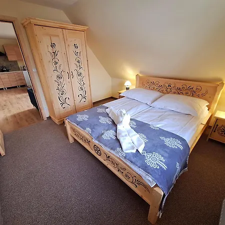 U Kuchtow I Wypozyczalnia Sprzetu Sportowego Apartmán Białka Tatrzańska